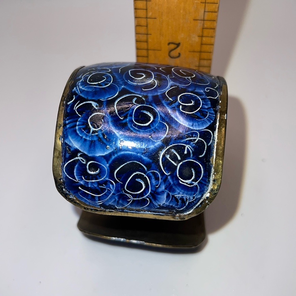 Made in India solid brass cuff bracelet, blue floral design!